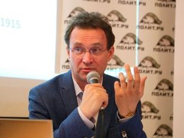 Илья Доронченков, профессор кафедры зарубежного искусства Санкт-Петербургского государственного академического института живописи, скульптуры и архитектуры им. И.Е. Репина (Академия художеств)
