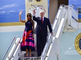 Дональд и Мелания Тамп прибывают в Гамбург на саммит G20