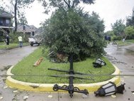 Последствия торнадо в Миссури Сити
