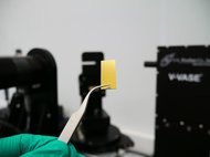Подготовка образца (тонкой пленки золота) к измерениям на спектральном эллипсометре