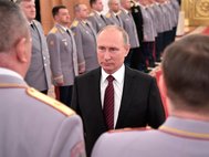 В.Путин на церемонии представления офицеров, назначенных на высшие командные должности