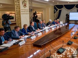 Заседание комиссии СФ по защите государственного суверенитета и предотвращению вмешательства во внутренние дела РФ