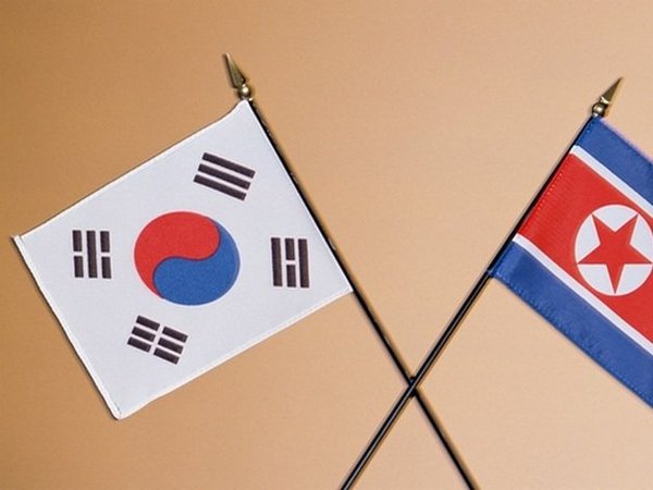Флаги Северной и Южной Кореи