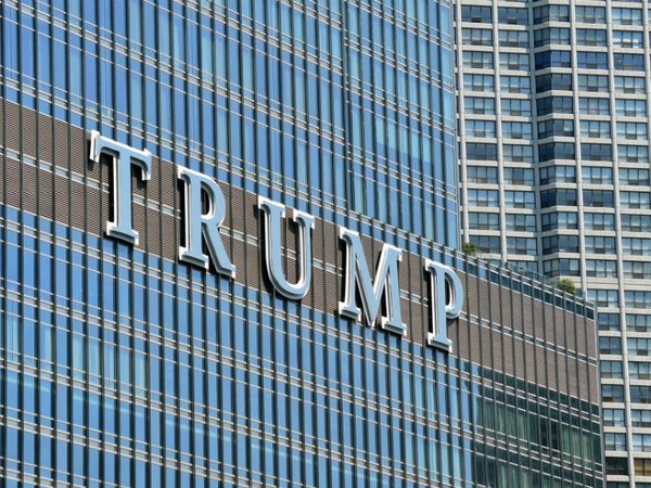 Фасад Trump Tower