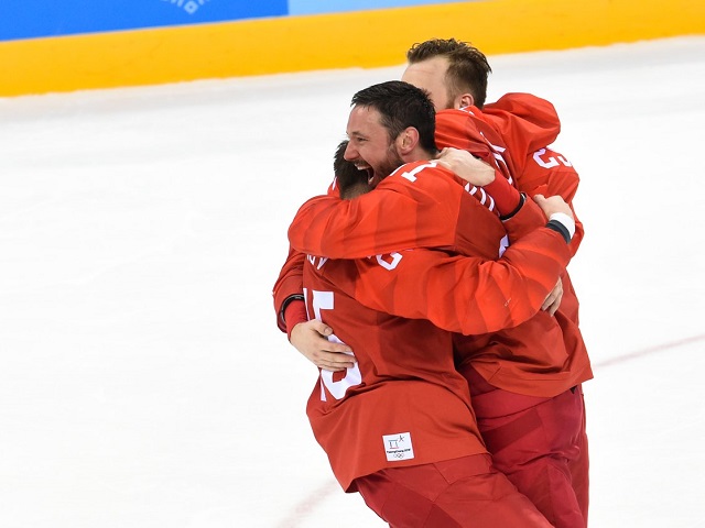 Российские хоккеисты - чемпионы ОИ-2018