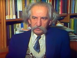 Юрий Михайлович Лотман Юрий Михайлович Лотман