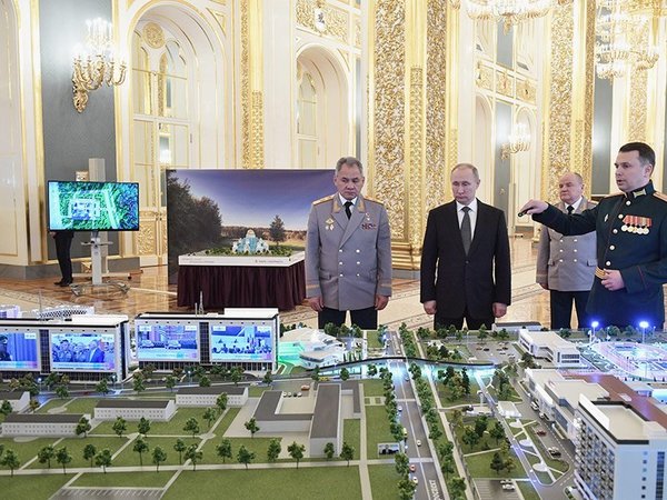 Презентация военного инновационного технополиса «ЭРА» Владимиру Путину.