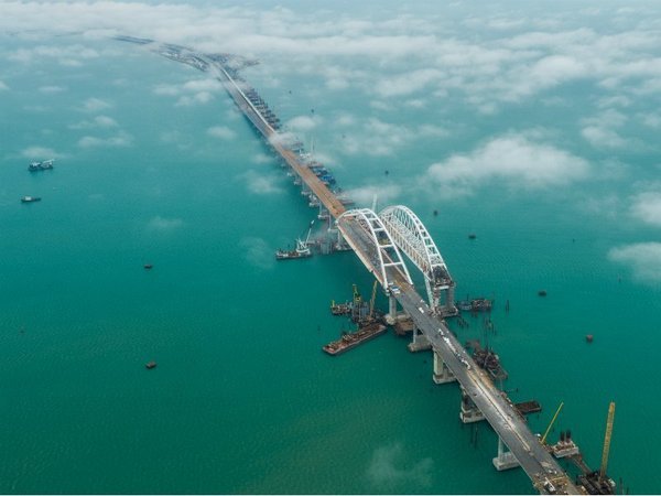 Крымский мост в марте 2018 года