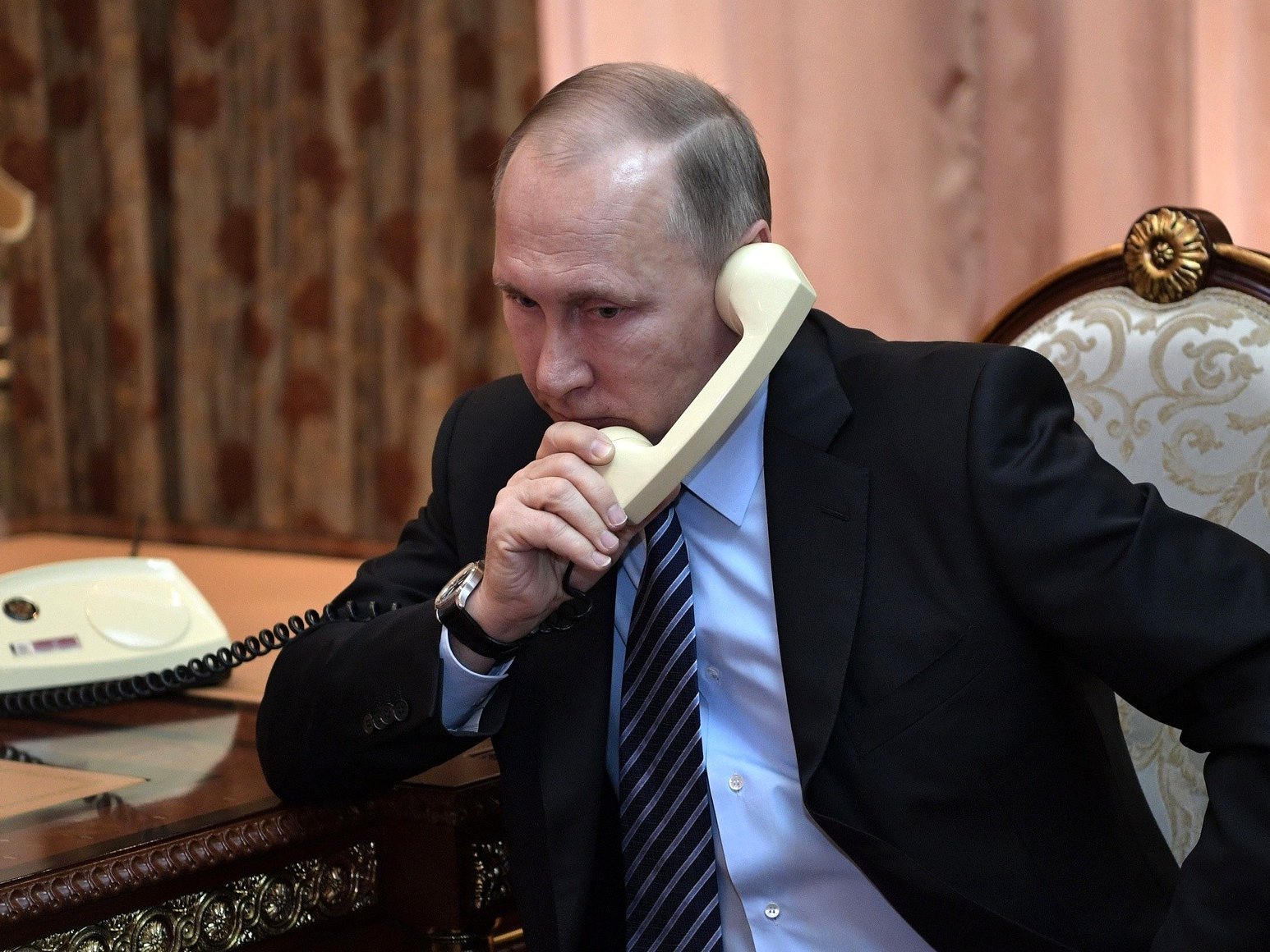 Телефонный разговор Vladimir Putin