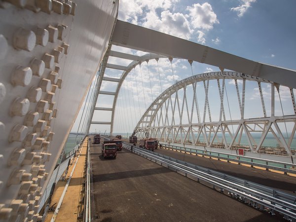 Испытания Крымского моста