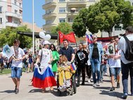 Юлия Самойлова на шествии "Бессмертного полка" в Лиссабоне