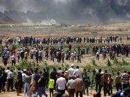 Столкновения палестинцев с израильской армией в Газе