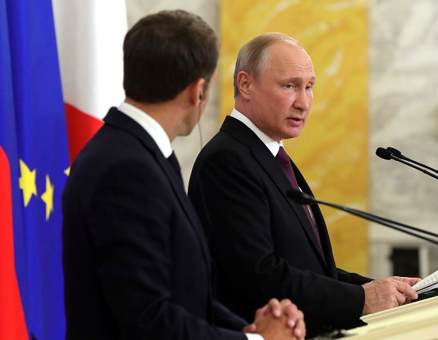 Пресс-конференция Владимира Путина и Эммануэля Макрона