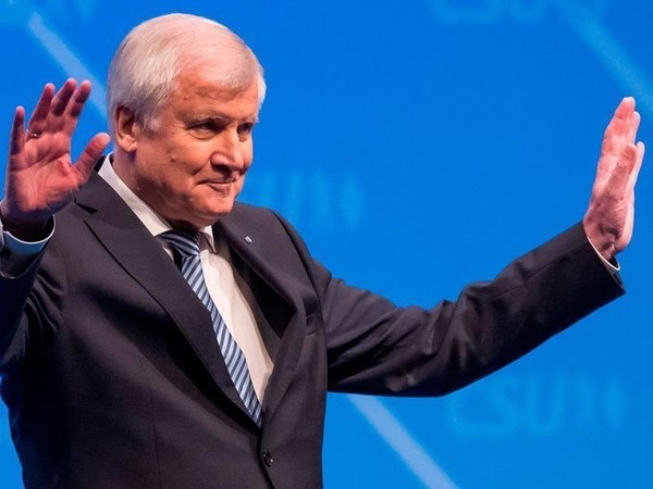 Хорст Зеехофер, министр внутренних дел Германии 