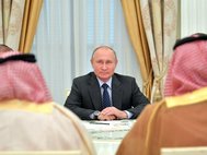 Владимир Путин на переговорах с делегацией Саудовской Аравии