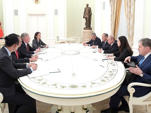 Встреча Владимира Путина и Джона Болтона