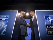 Петр Порошенко и генсек НАТО Йенс Столтенберг