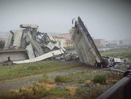 Обрушение моста в Генуе