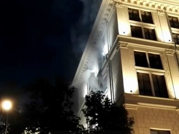 Пожар в здании ЦБ РФ на Неглинной