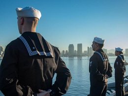 Моряки ВМС США