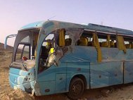 Обстрелянный автобус