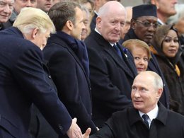 Встреча Владимира Путина и Дональда Трампа в Париже