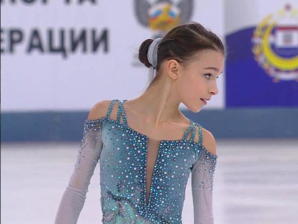 Фигуристка Анна Щербакова