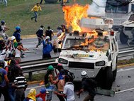 Бронетехника на улицах Каракоса (Венесуэла)