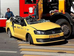Авария с участием "Яндекс.Такси"