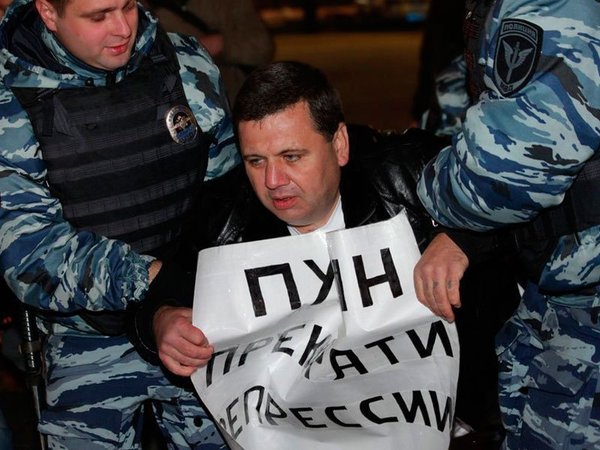 Сход граждан в поддержку узников Болотной площади