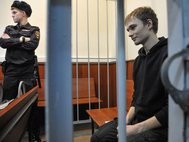 Азат Мифтахов, задержанный по делу об изготовлении взрывчатки и хулиганстве, в суде