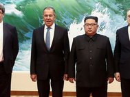 Сергей Лавров и Ким Чен Ын на переговорах