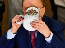 В. Садовничий на церемонии разлива медовухи