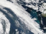 Облака над Северной Атлантикой, спутниковый снимок