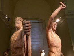 Статуи Гармодия и Аристогитона в Национальном археологическом музее Неаполя