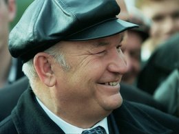 Юрий Лужков получил возможность стать мэром Москвы в третий раз