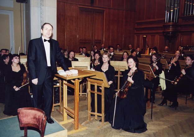 На концерте в Большом зале Московской консерватории, 17 сентября 2002 года. Фото - Wikimedia