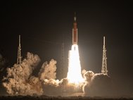 Запуск космического корабля «Орион» в рамках программы Artemis 1