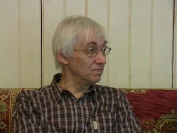 Олег Чухонцев. Кадр из интервью