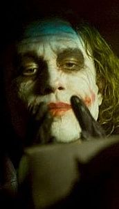 Летучая мышь с человеческим лицом ("The Dark Knight", 2008)