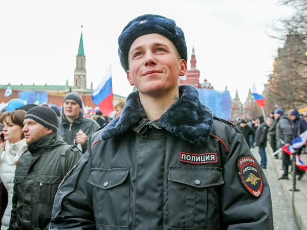 Две трети довольны всем