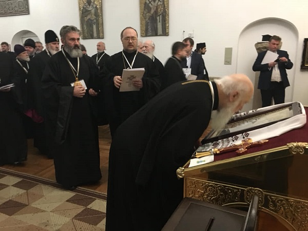 Трудности объединения