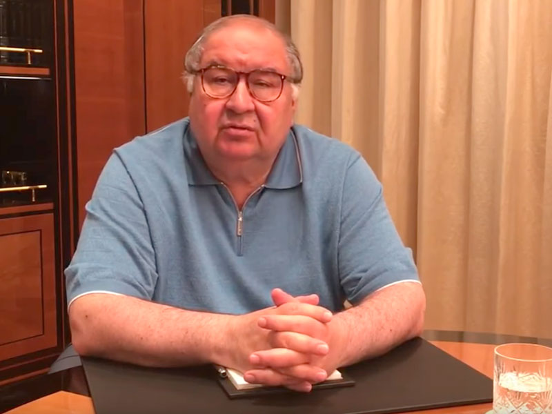 #100 СЛОВ. Алишер Усманов вступил в спор с Навальным