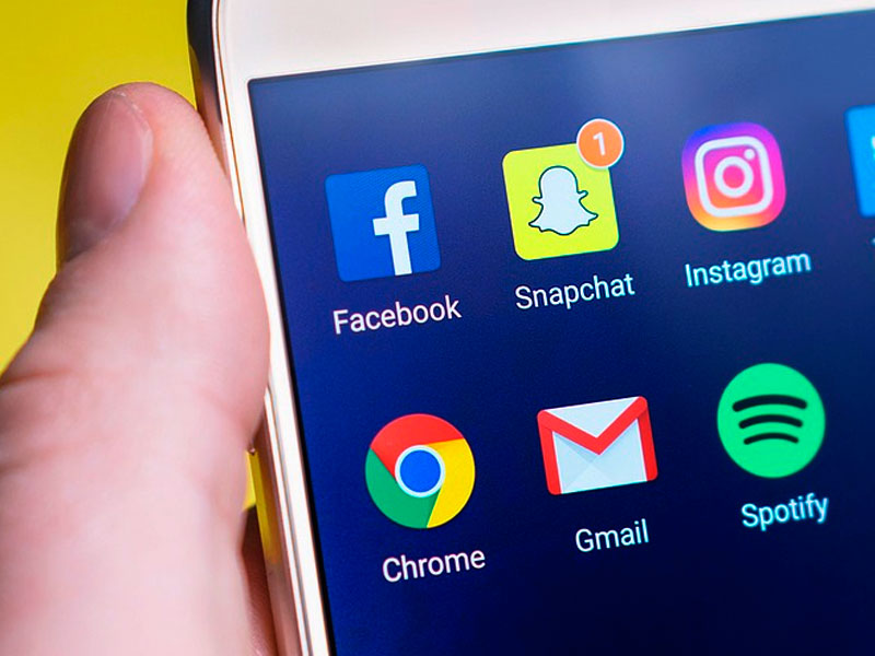 #100 СЛОВ. CNN начинает вещание в Snapchat