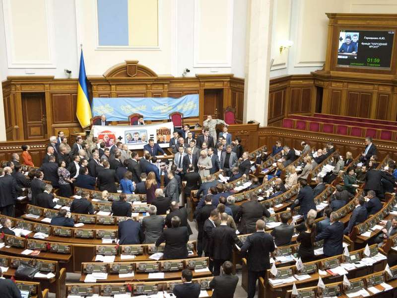 К Победе — без коммунизма