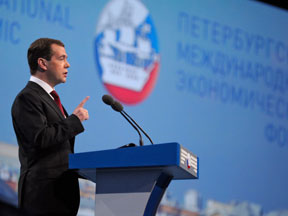 Стив Джобс против Махатмы Ганди
