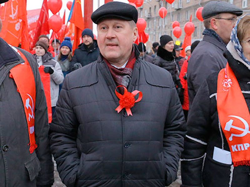 #100 СЛОВ. Выборы без кандидатов