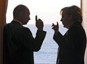 Путин успокоил Меркель