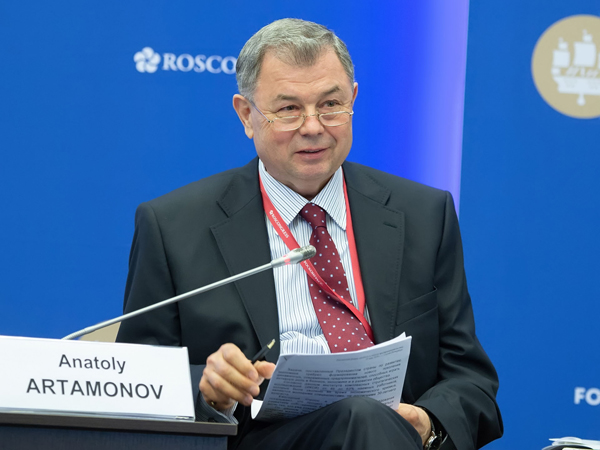 Анатолий Артамонов положительно оценил участие Калужской области в Петербургском международном экономическом форуме