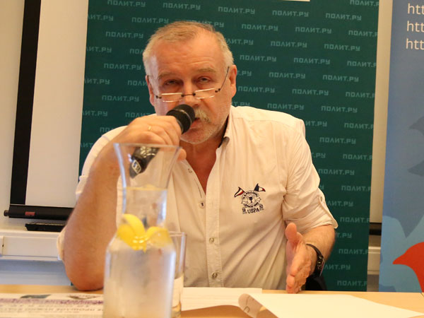 «Мне всегда было интересно заниматься практической философией»